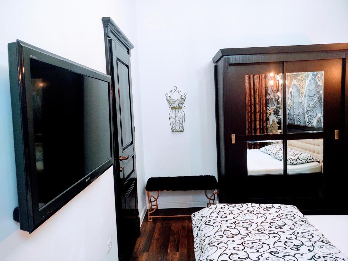 Cezari Aparthotel บราชอฟ ภายนอก รูปภาพ