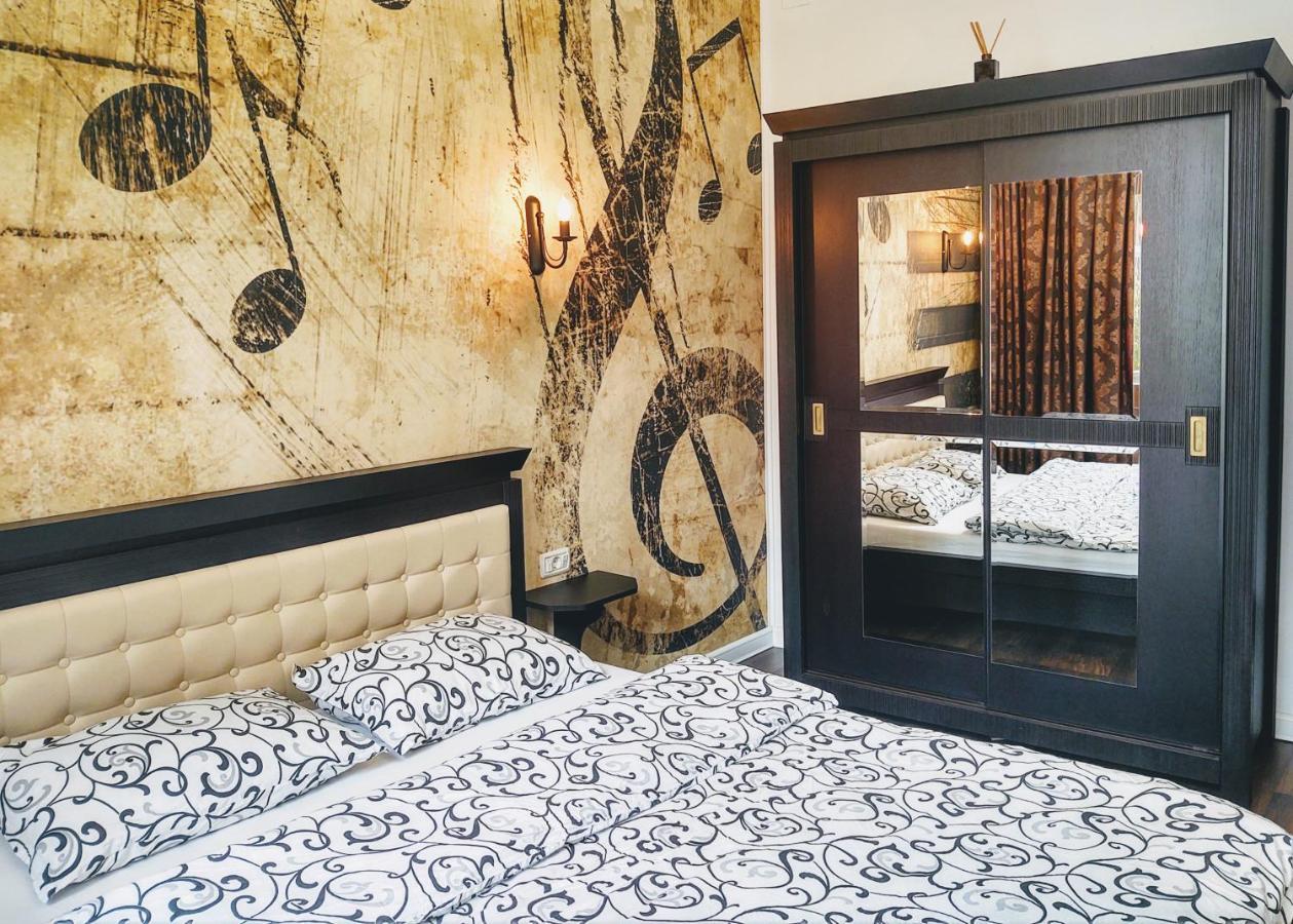 Cezari Aparthotel บราชอฟ ภายนอก รูปภาพ