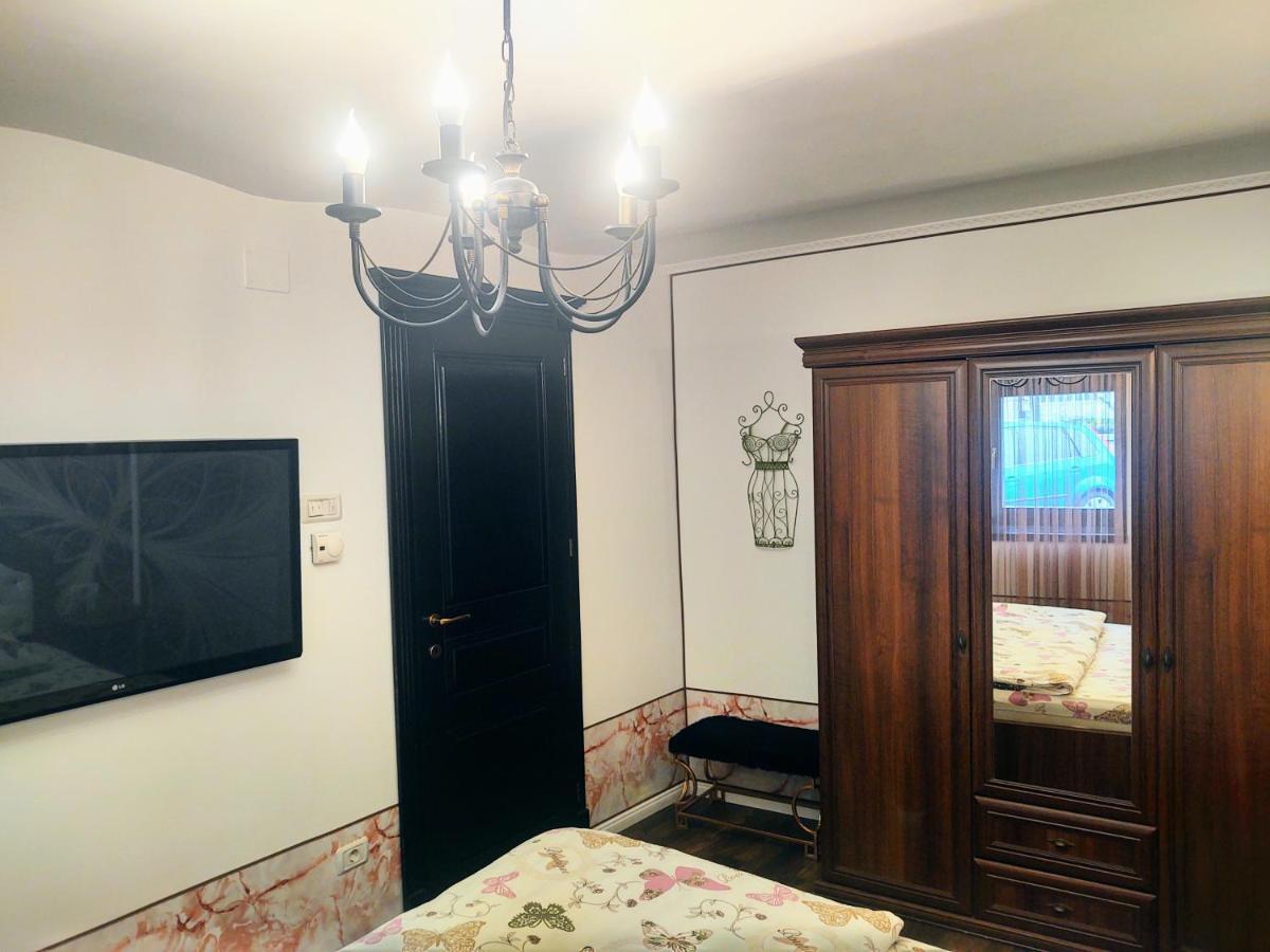Cezari Aparthotel บราชอฟ ภายนอก รูปภาพ