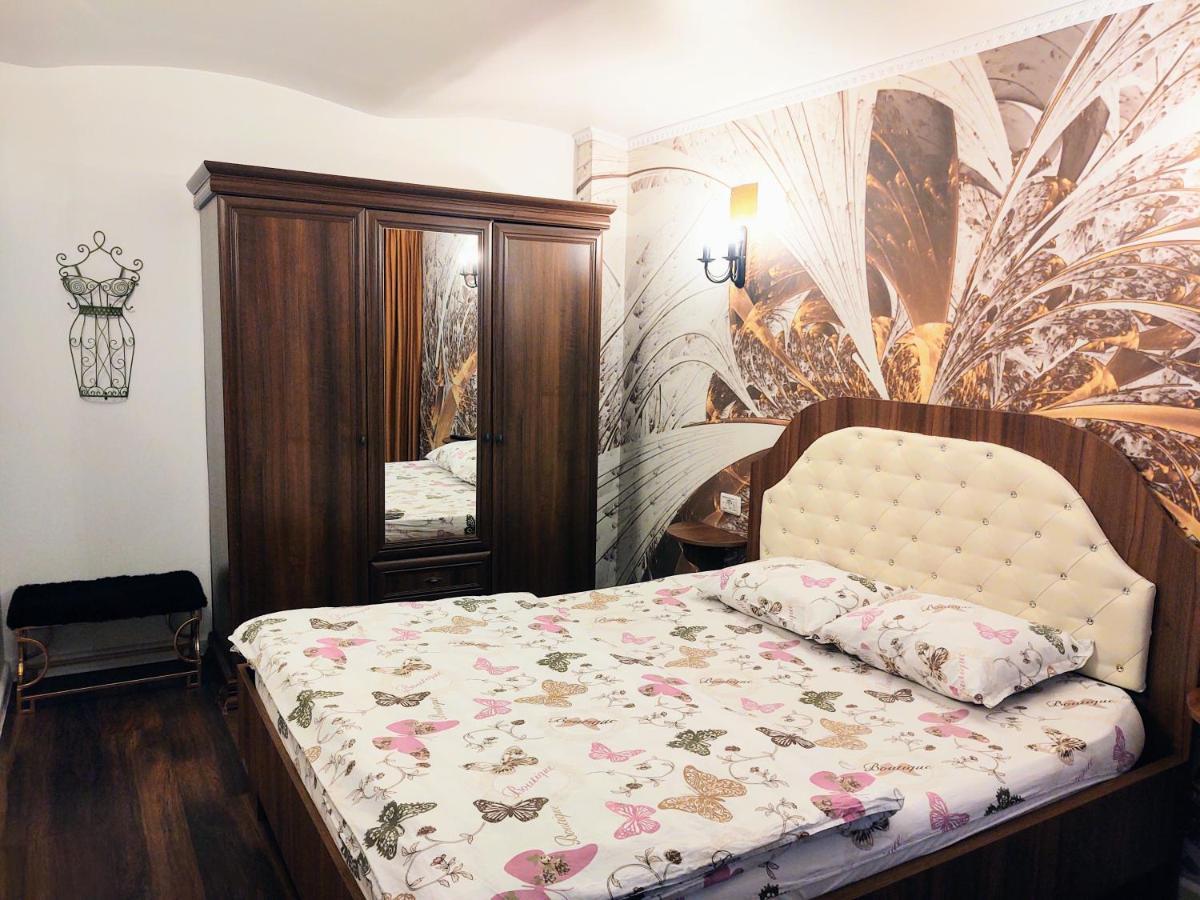 Cezari Aparthotel บราชอฟ ภายนอก รูปภาพ