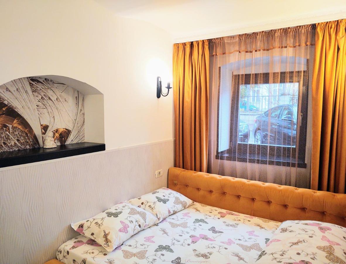 Cezari Aparthotel บราชอฟ ภายนอก รูปภาพ