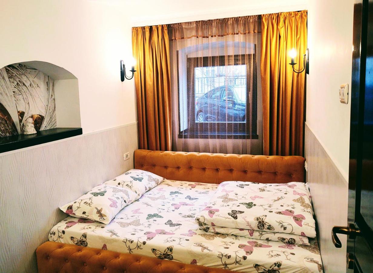 Cezari Aparthotel บราชอฟ ภายนอก รูปภาพ